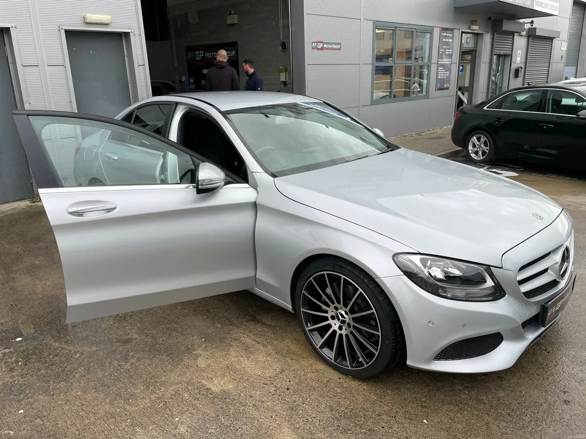 Mercedes-Benz C-Class Executive  2018 AVANTGARDE - Image 5