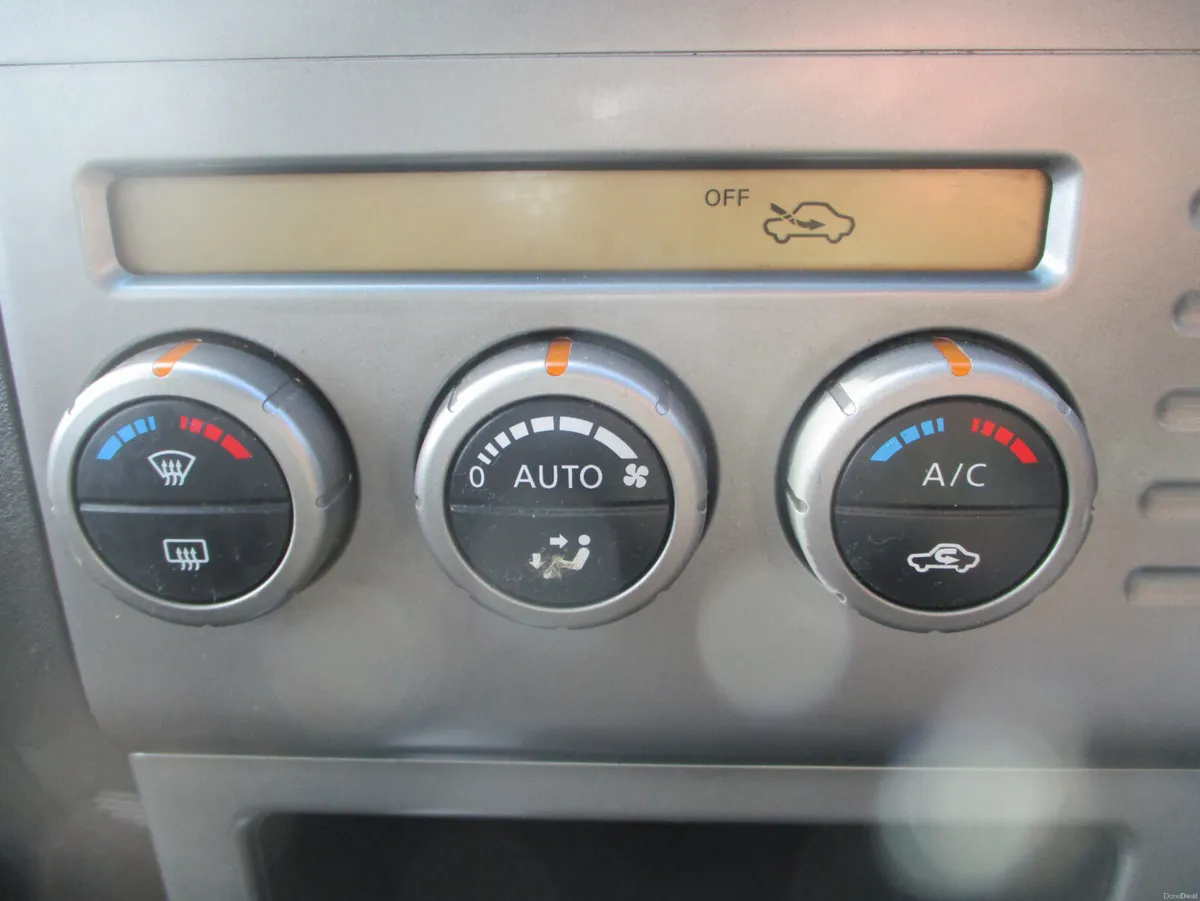 Nissan Pathfinder 2.5 DCI XE 2 SEAT COMM - Image 6