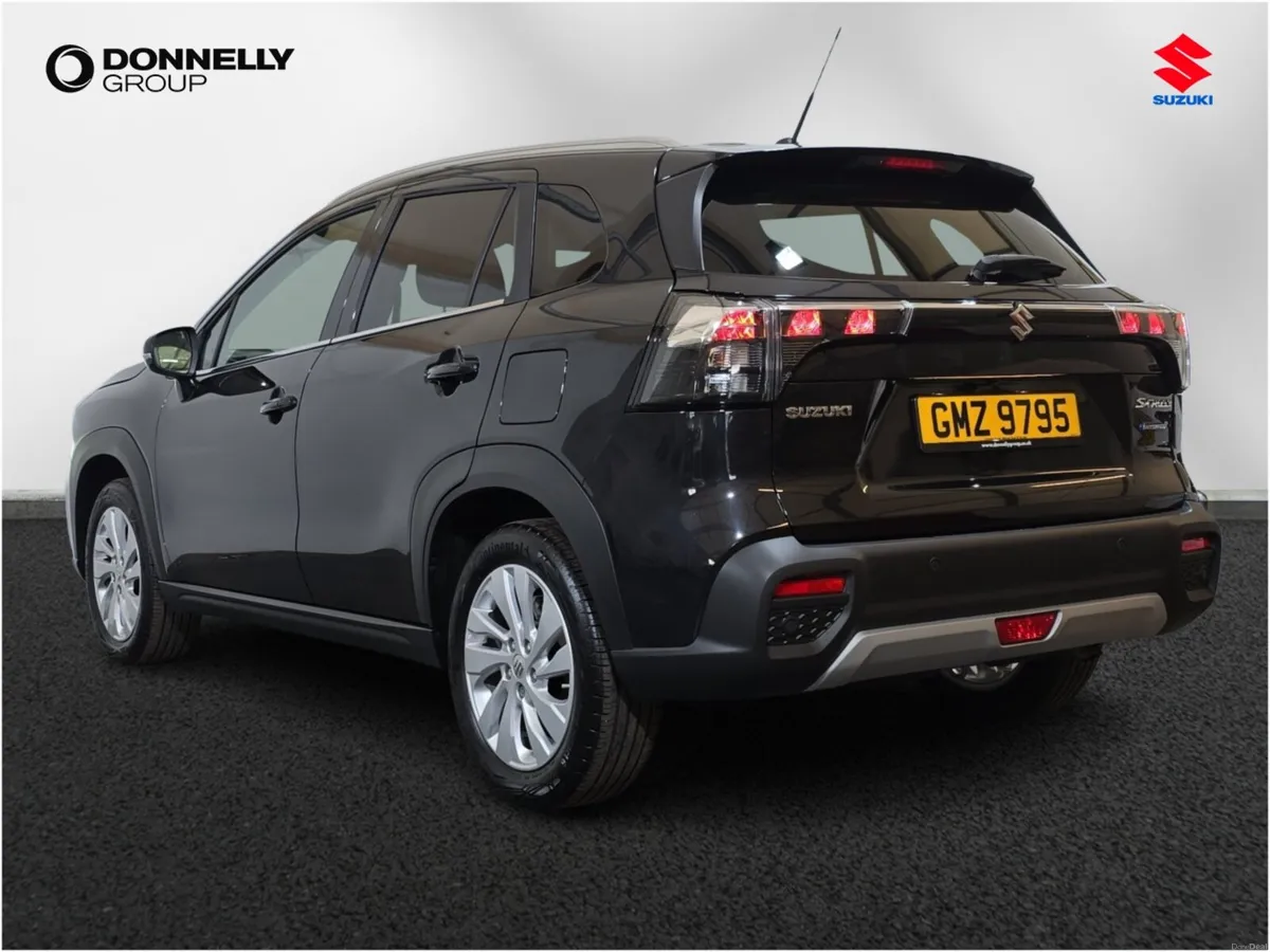 Suzuki S-Cross Hatchback Motion - Image 2