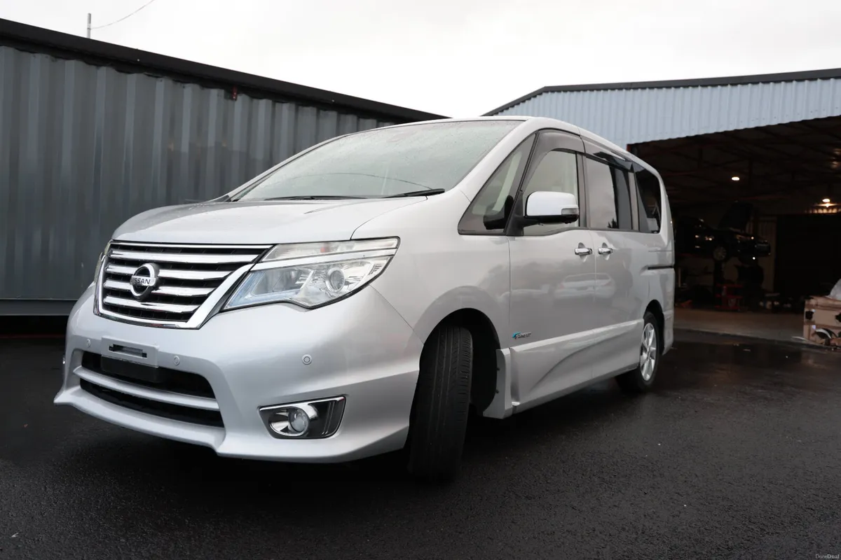 NISSAN SERENA 2015 SILVER - Image 2