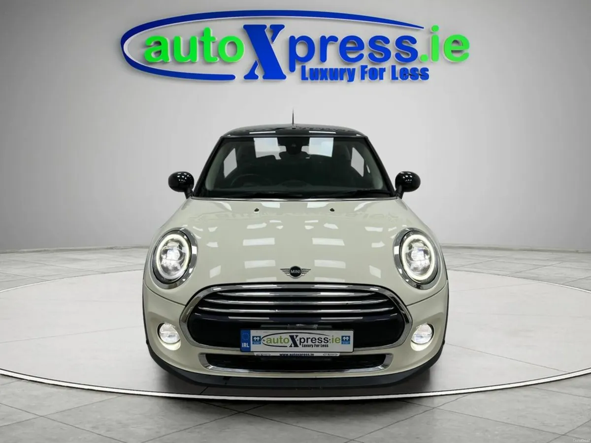 Mini Cooper 1.5 Automatic, Reversing camera, Low m - Image 3