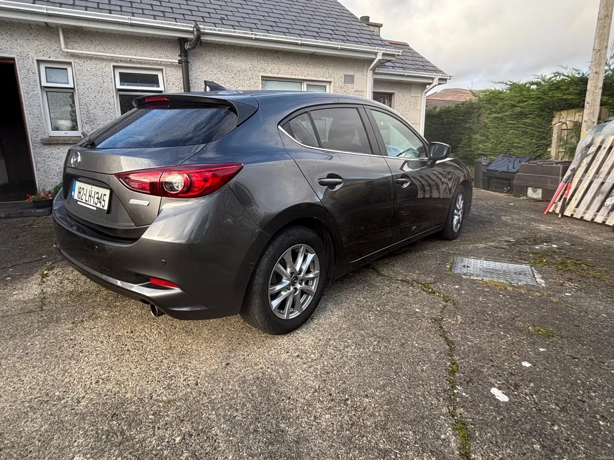 Mazda Mazda3 2018 - Image 2