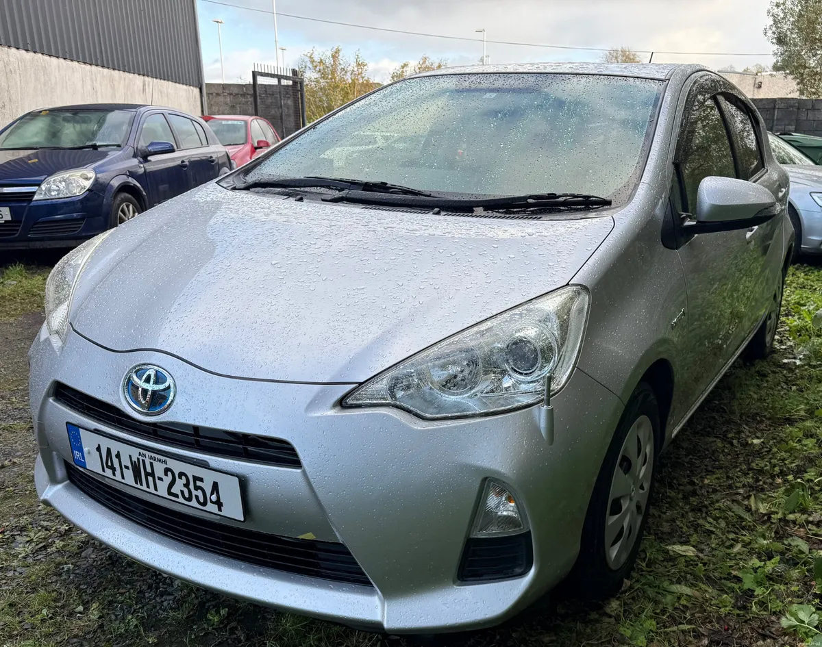 Toyota Aqua 2014/Automatic/Push Strat - Image 1