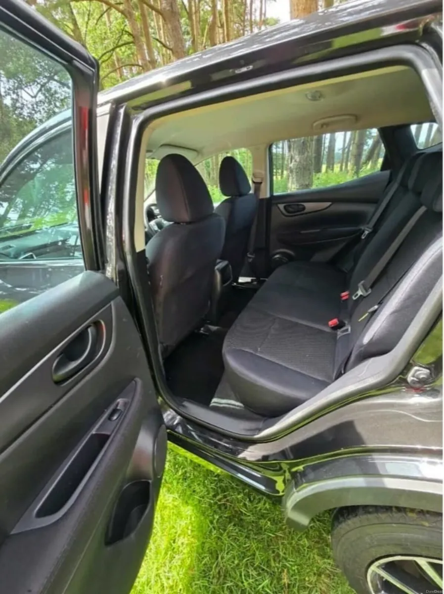 Nissan Qashqai 2015 - Image 4
