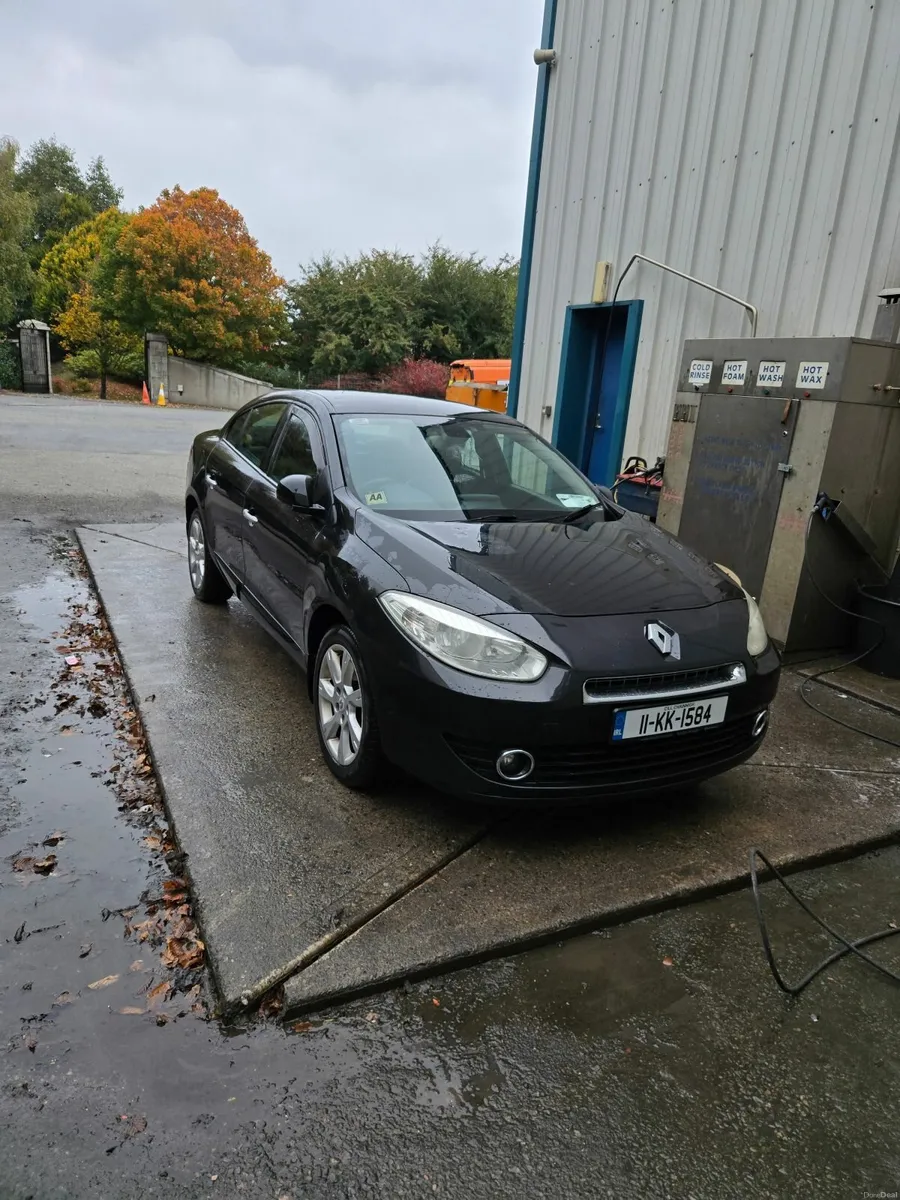 Renault Fluence 2011 - Image 1