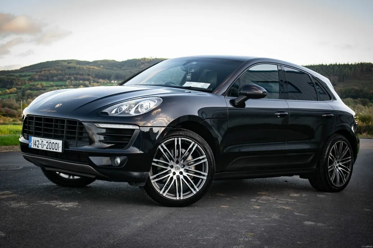 2014 Porsche Macan S 3.0  Top Spec ! Low Mileage - Image 3