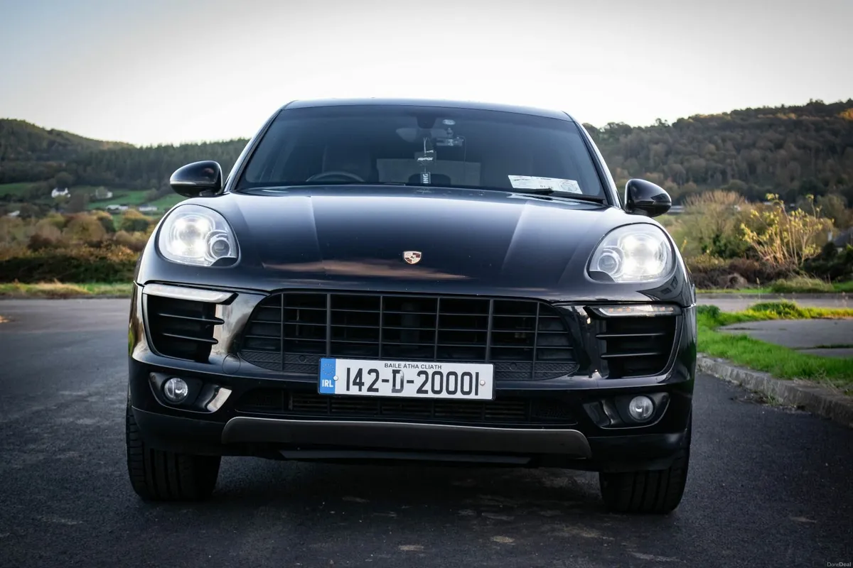 2014 Porsche Macan S 3.0  Top Spec ! Low Mileage - Image 2