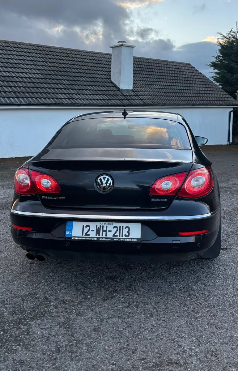 Volkswagen Passat 2012 - Image 3