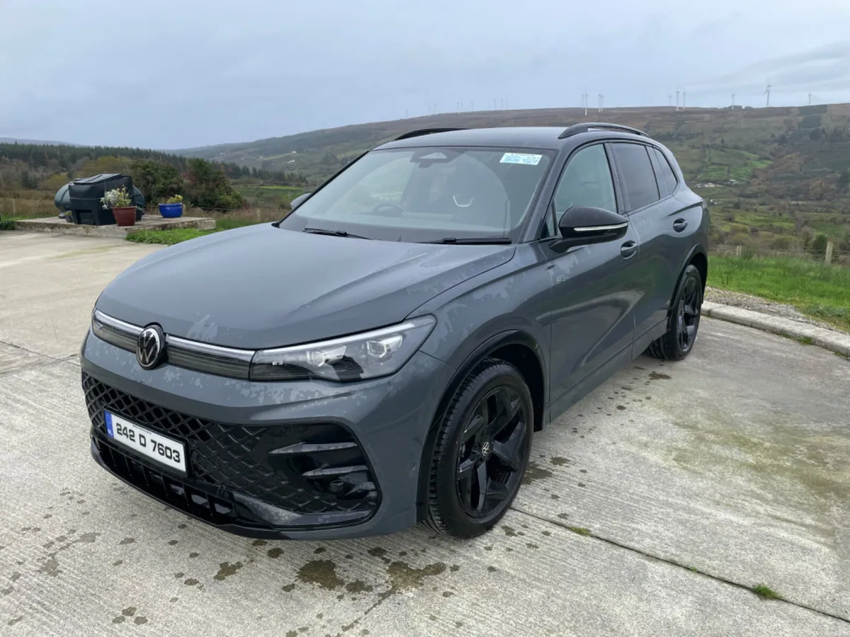 Volkswagen Tiguan 2024 - Image 2