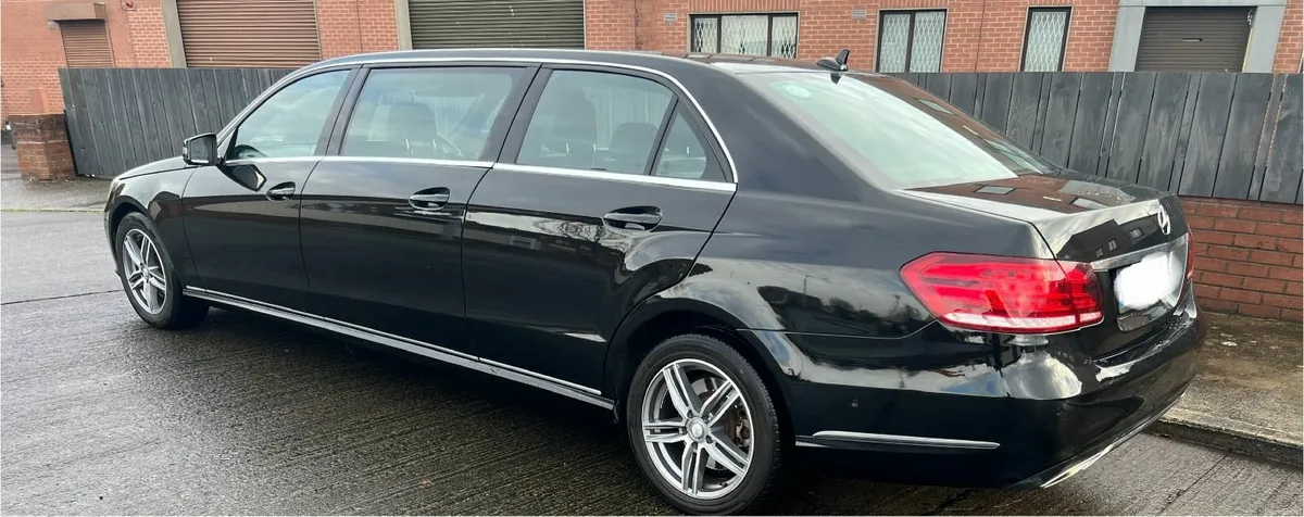 Mercedes-Benz E-Class 2016 - Image 4