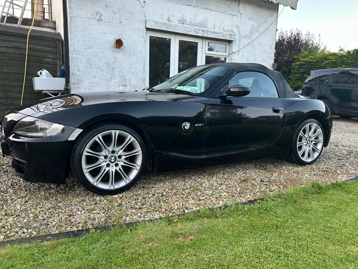 BMW Z4 - Image 2