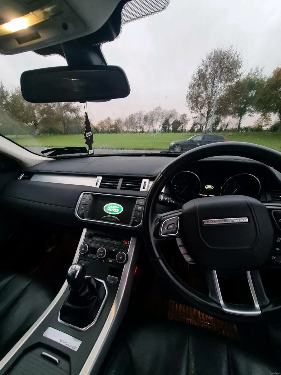 2015 Range rover evoque - Image 4