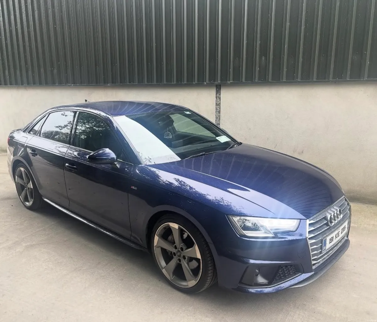 Audi A4 - Image 1