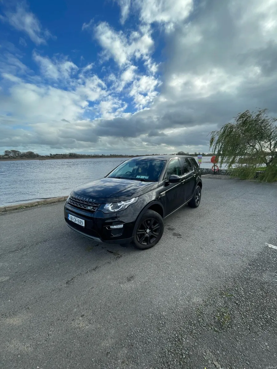 Land Rover Discovery Sport 2018 - Image 1