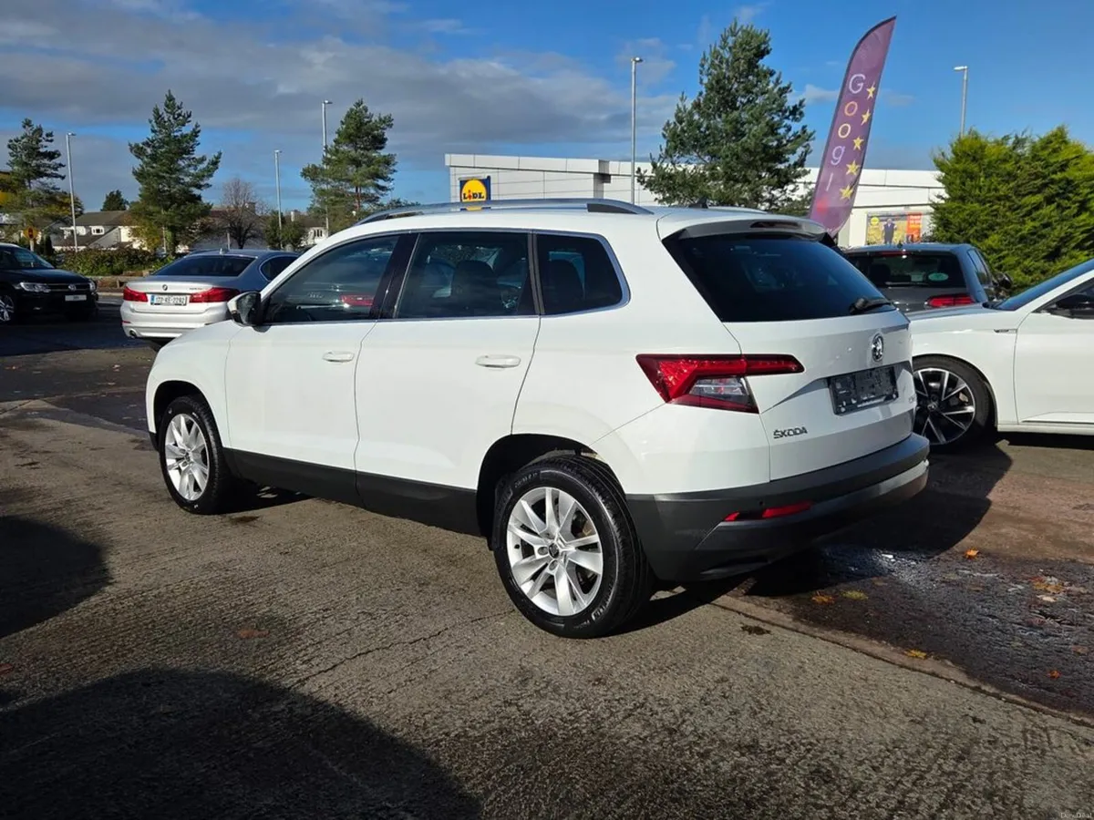 Skoda Karoq SE TECHNOLOGY TDI - Image 2