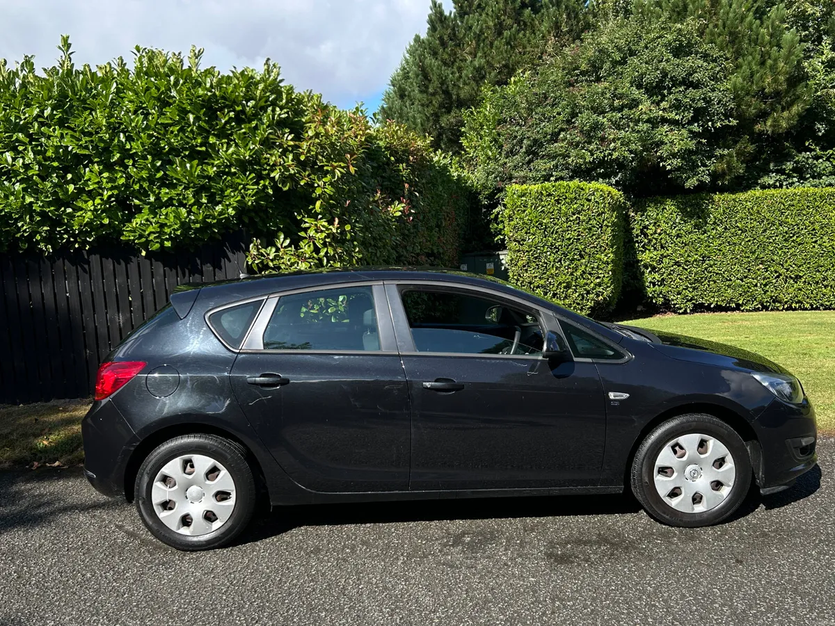 2014 Opel Astra 1.4i New NCT 11/26 €5495 - Image 5