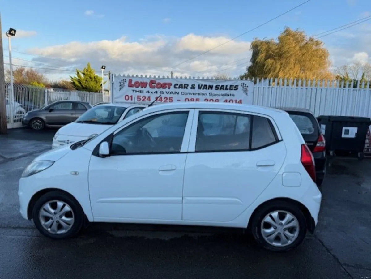 Hyundai i10 2013 - Image 2