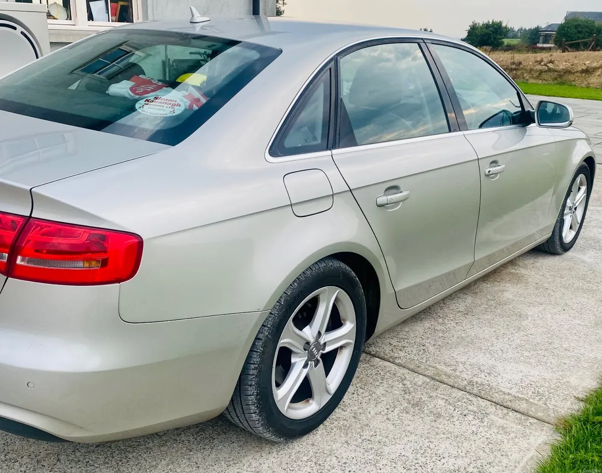 Audi A4 2015 - Image 1