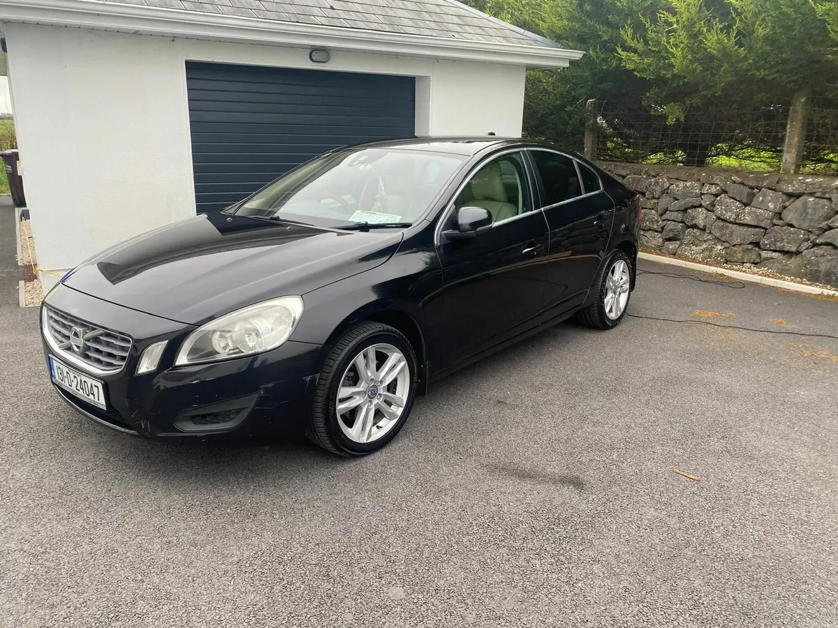 Volvo S60 2013 - Image 1