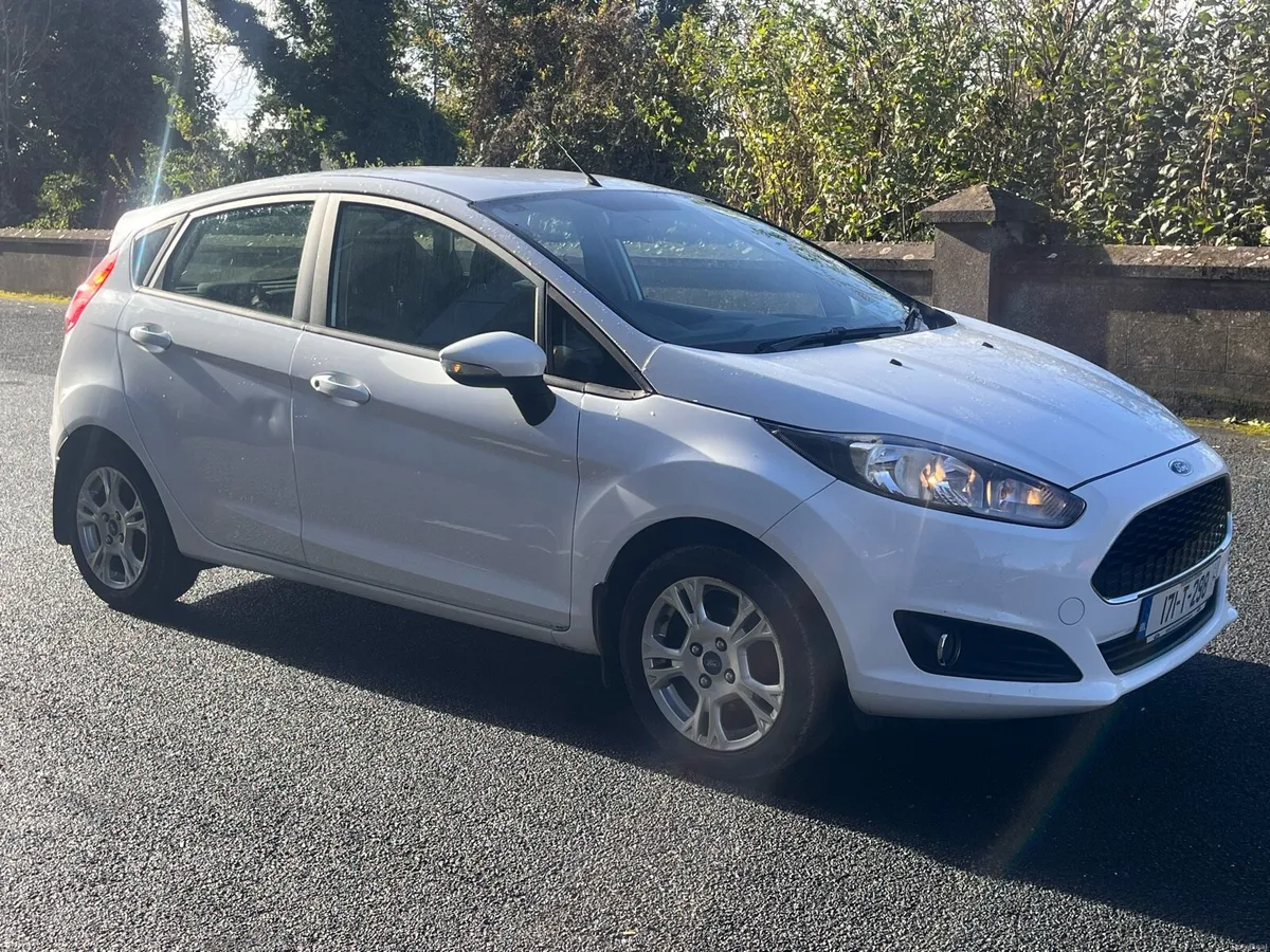 Ford fiesta - Image 4