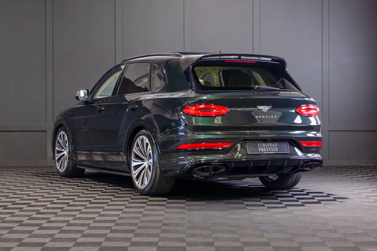 232 Bentley Bentayga Azure V6 N1 Crewcab *Pan Roof - Image 4