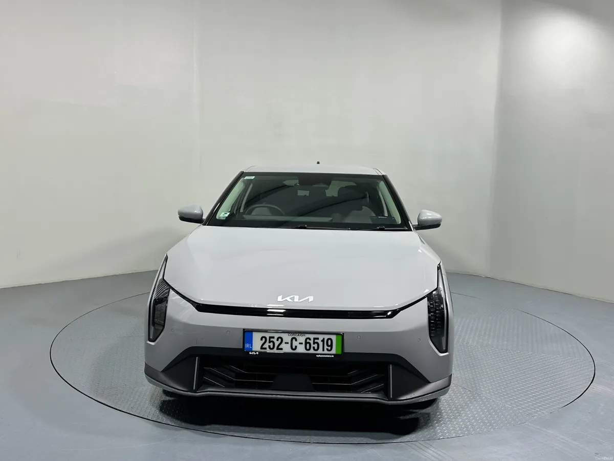 Kia EV4 Earth 3 Hatchback 252 - Image 2