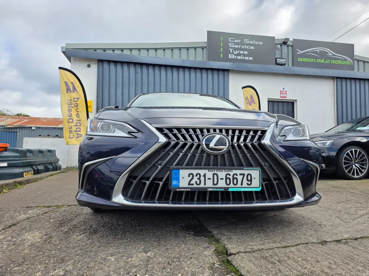 2023 LEXUS ES300H * DYNAMIC * - Image 2