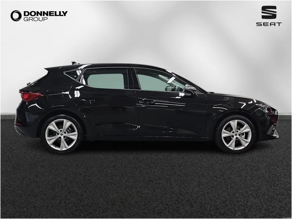 SEAT Leon Hatchback FR - Image 4