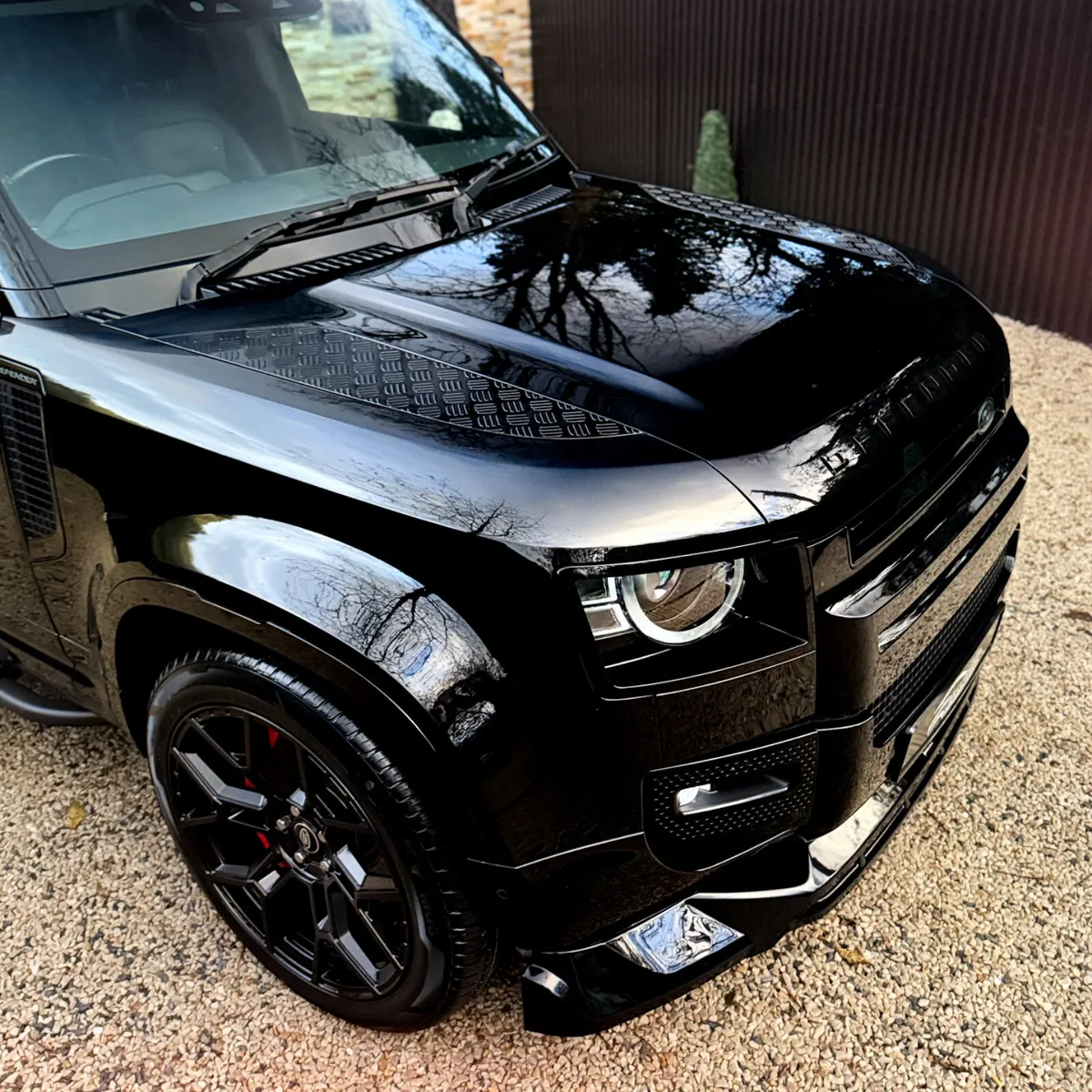 DEPOSIT 2021 (212) Land Rover Defender XS EDITION - Image 3