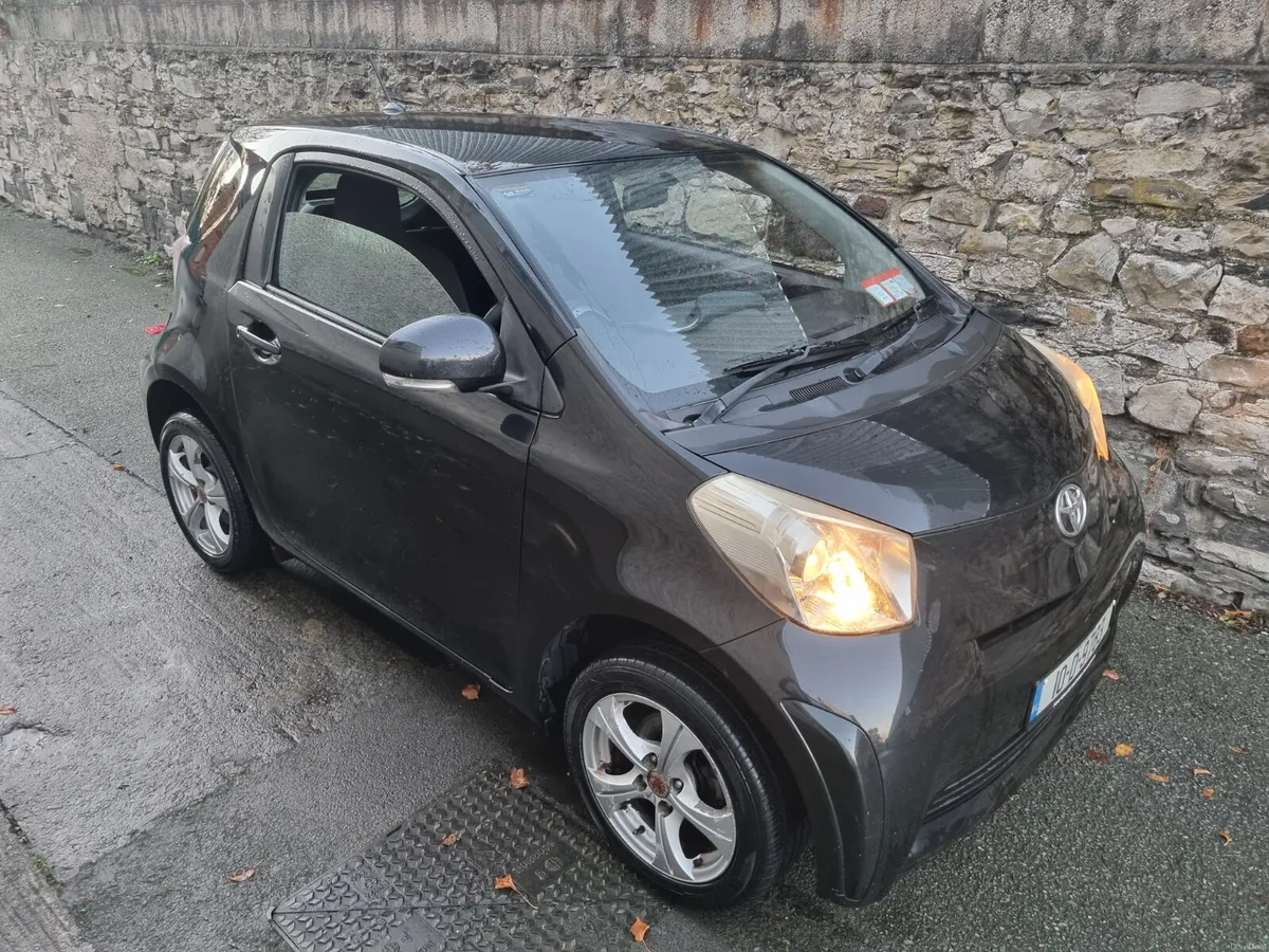 Toyota iQ 2010 ideal starter car - Image 2