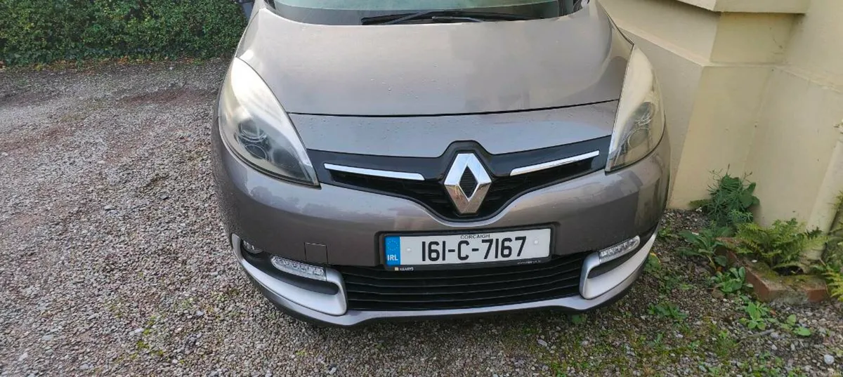 2016 Renault Grand Scenic 1.5 DCi Limited Edition - Image 2
