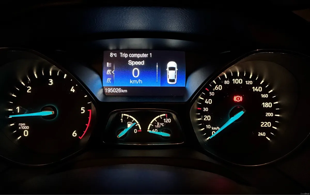 Ford Focus 2017 - Image 2