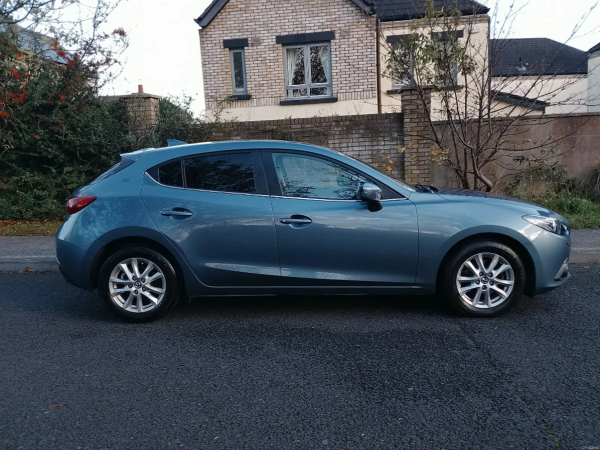 Mazda Mazda3 1.5 Skyactiv-d Se-l NAV 5DR - Image 2