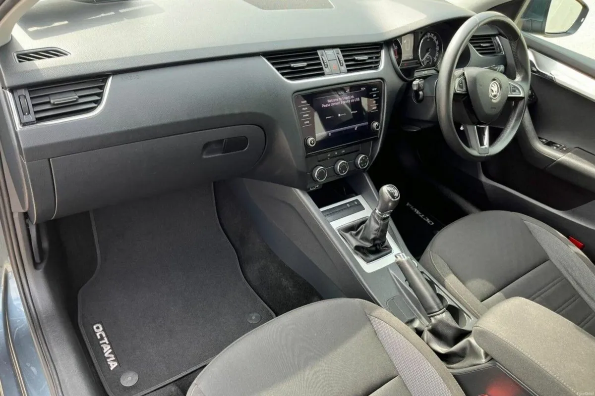Skoda Octavia Ambition 1.0 TSi Petrol 115bhp - Image 5