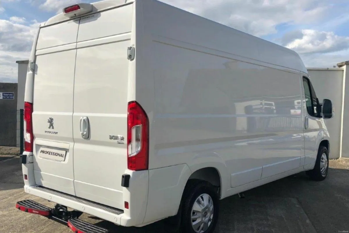 Peugeot Boxer Prof 335 L3 H2 2.2 Diesel 140bhp *Lo - Image 2