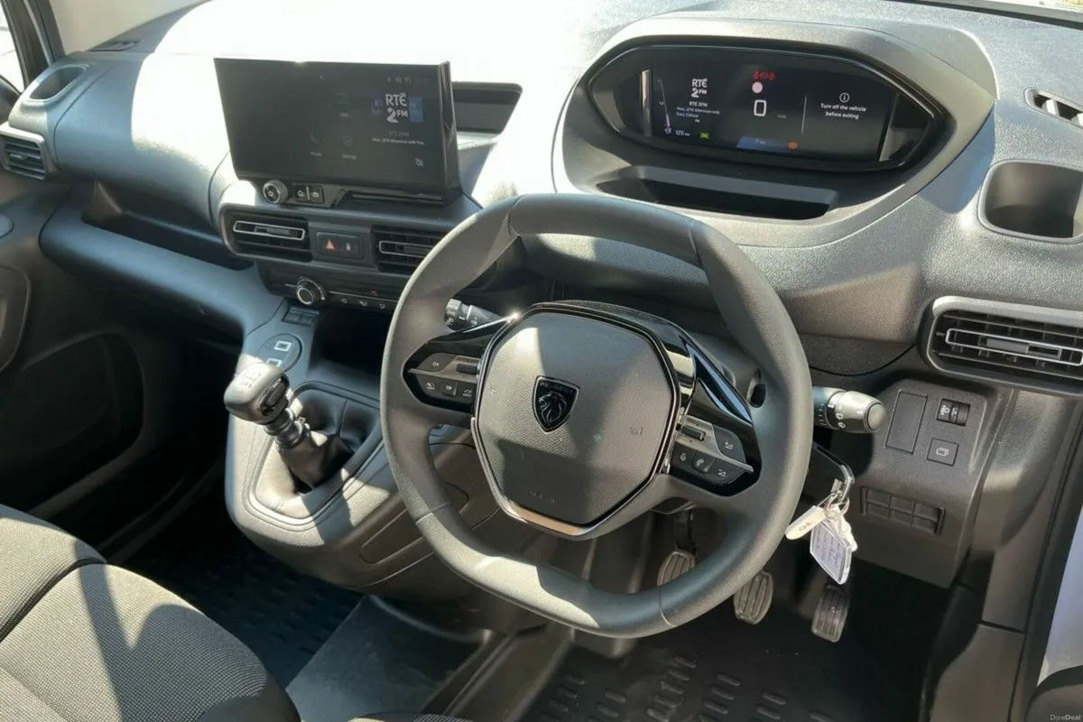 Peugeot Partner Professional Plus 1.5 Diesel 100bh - Image 5