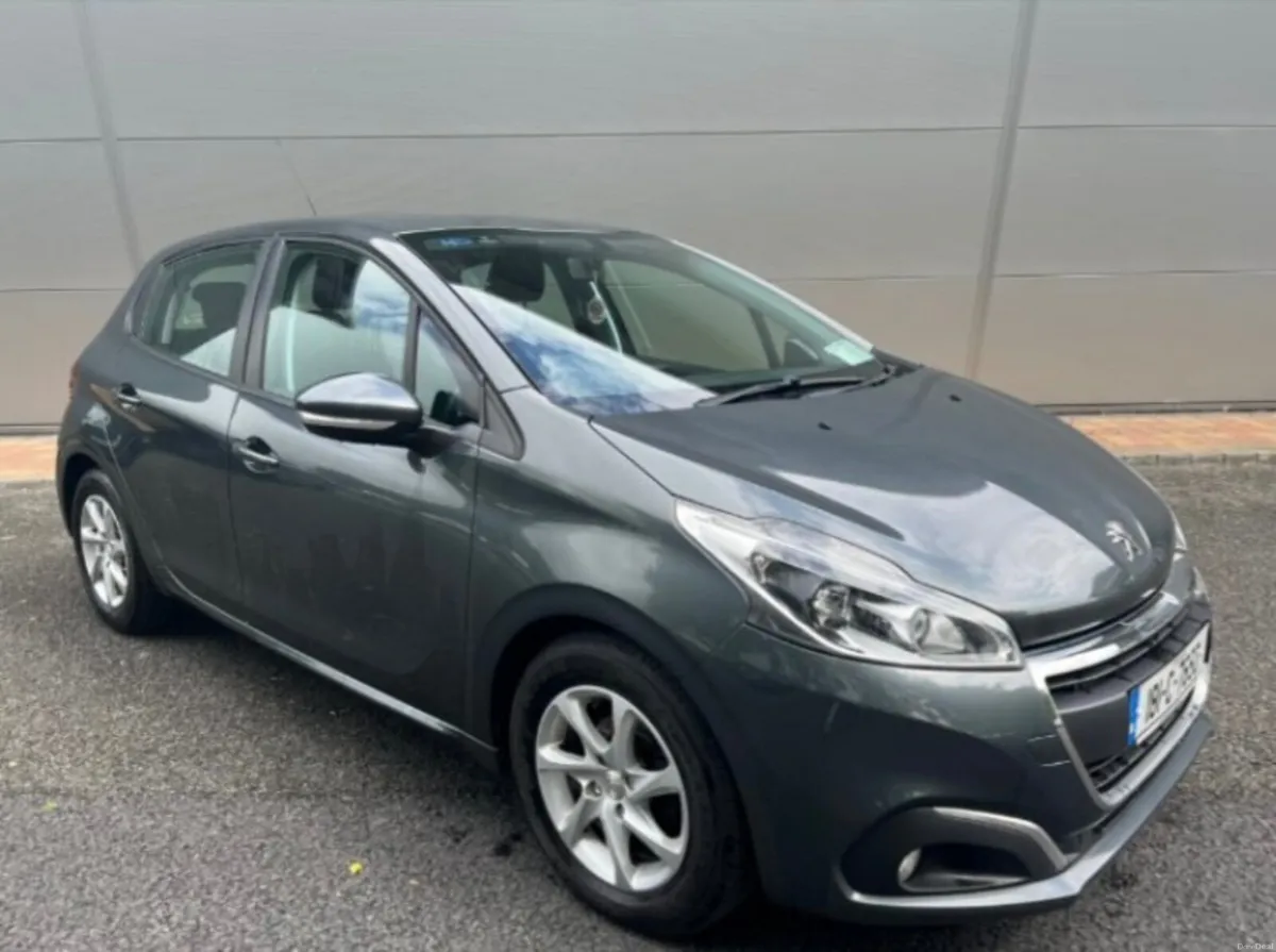 Peugeot 208 2018 - Image 1