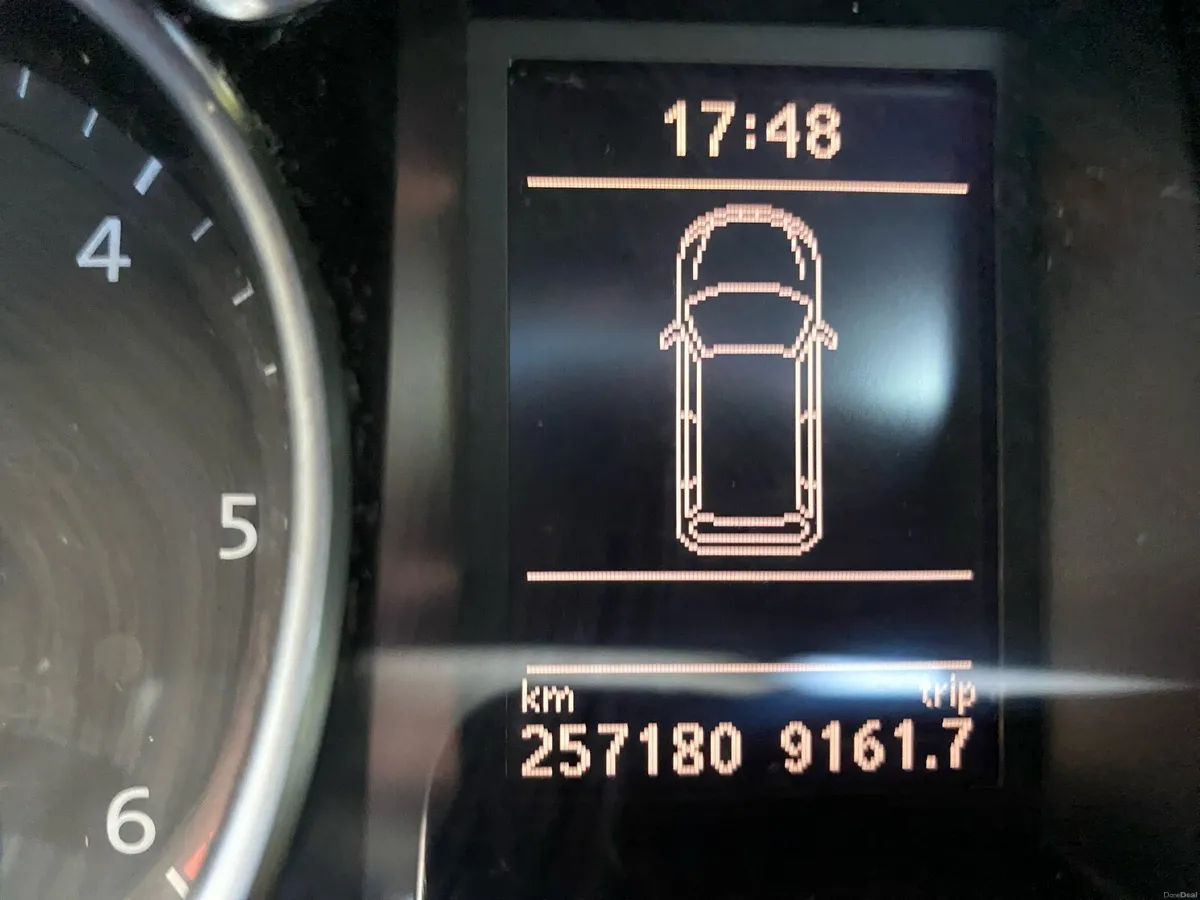 Volkswagen Passett - Image 3