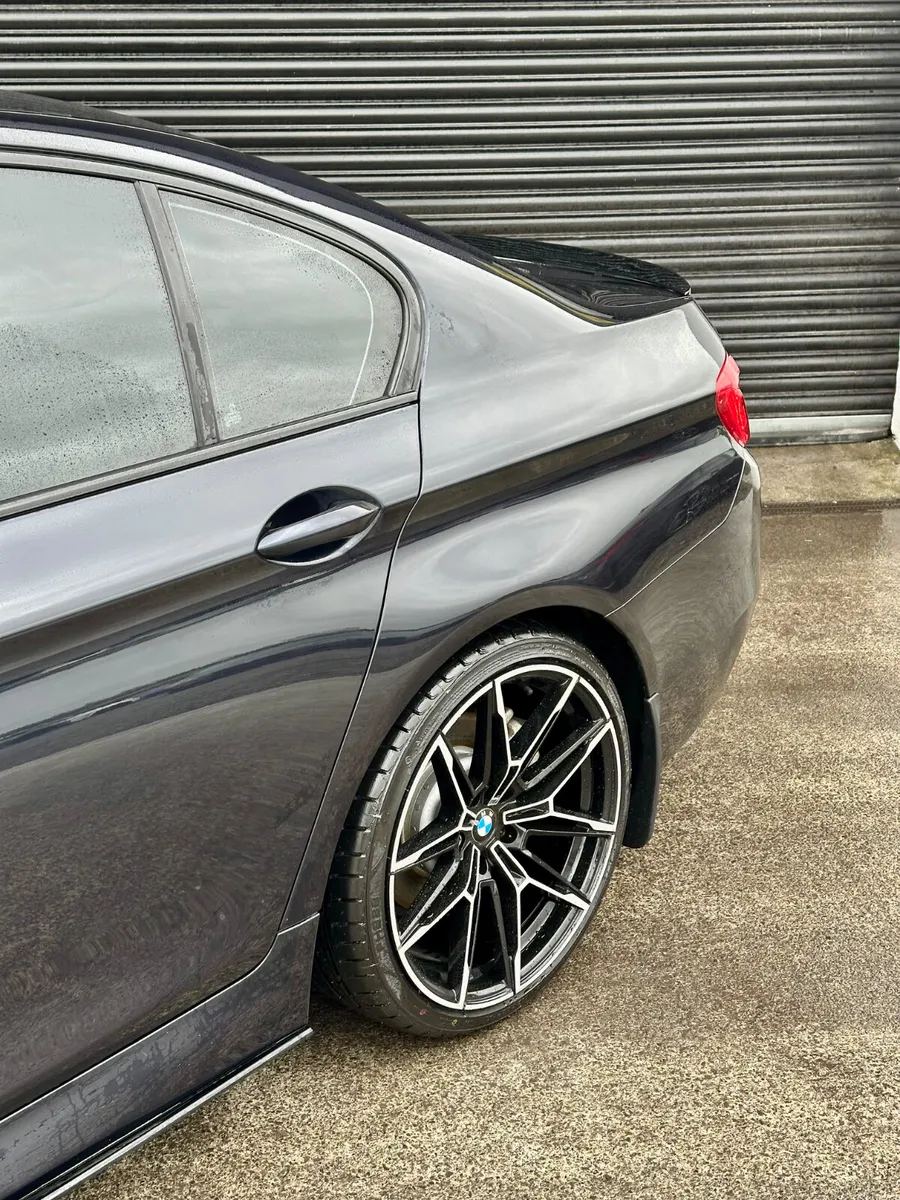 2016 BMW 520D MSPORT AUTO MPERFORMANCE - Image 3