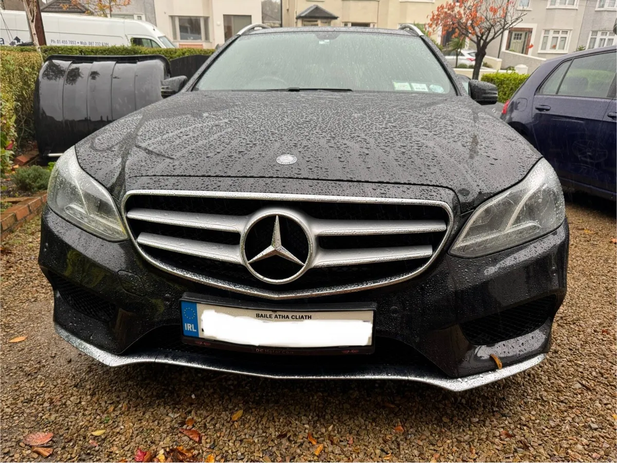 Mercedes E300 BlueTEC Hybrid AMG Night/Prem - Image 1