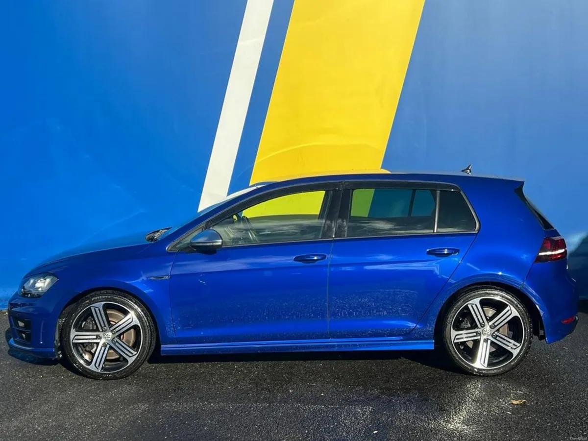 Volkswagen Golf R 4MOTION 2.0 TSI AUTO // 300 BHP - Image 3