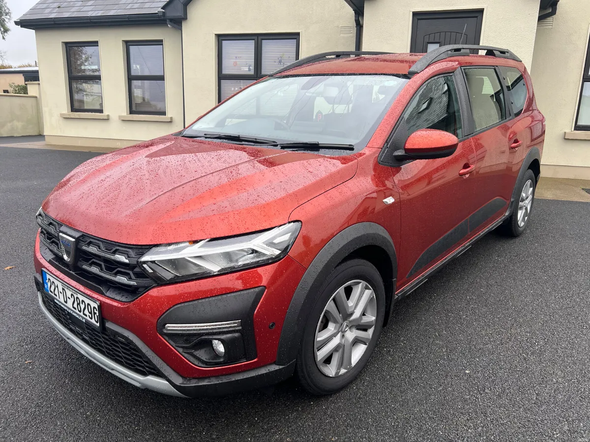 2022 (221)Dacia Jogger 7 Seater 1.0 TCe 110hp - Image 2