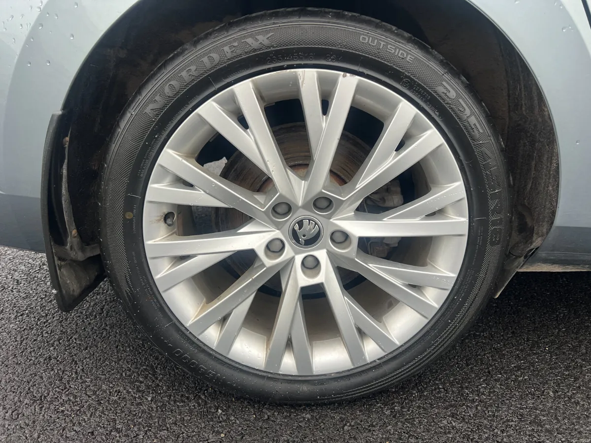 2021 Skoda Superb SE Technology 1.6 TDI - Image 5
