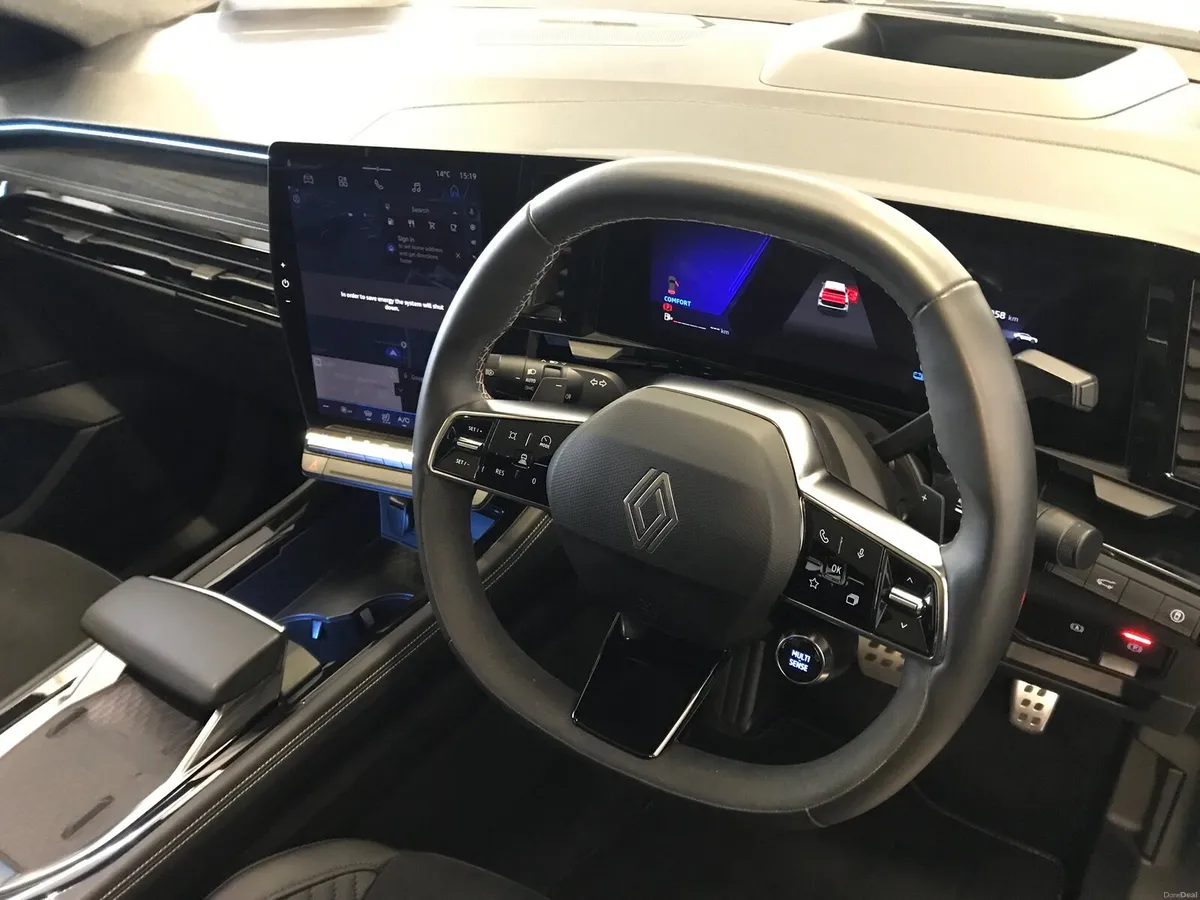Renault Rafale E-Tech Hybrid 200 Esprit Alpine+ - Image 6