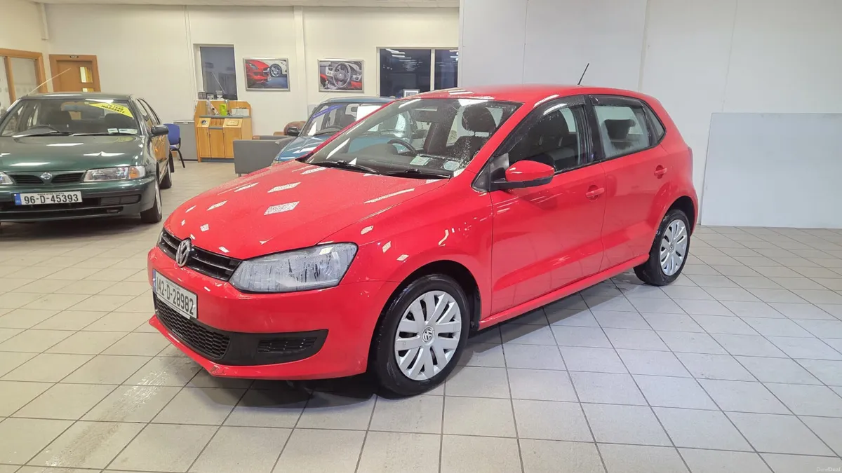 Volkswagen Polo - AUTOMATIC - SPOTLESS - Image 2