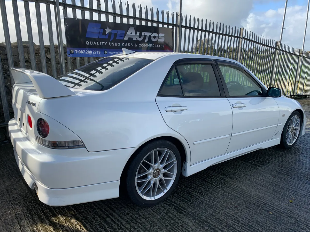 Toyota Altezza Beams Automatic 2004 - Image 3