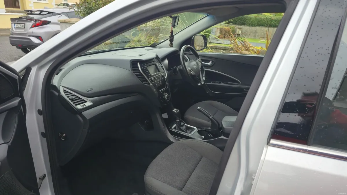 Hyundai Santa Fe - Image 3