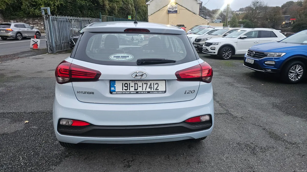 Hyundai i20 2019 1.2 PETROL - Image 4