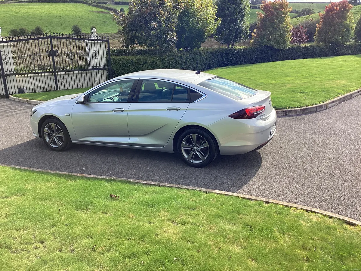 2021 Opel Insignia - Image 3