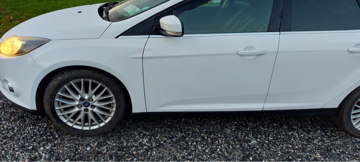 Ford Focus Zetec EcoBoost - Image 5
